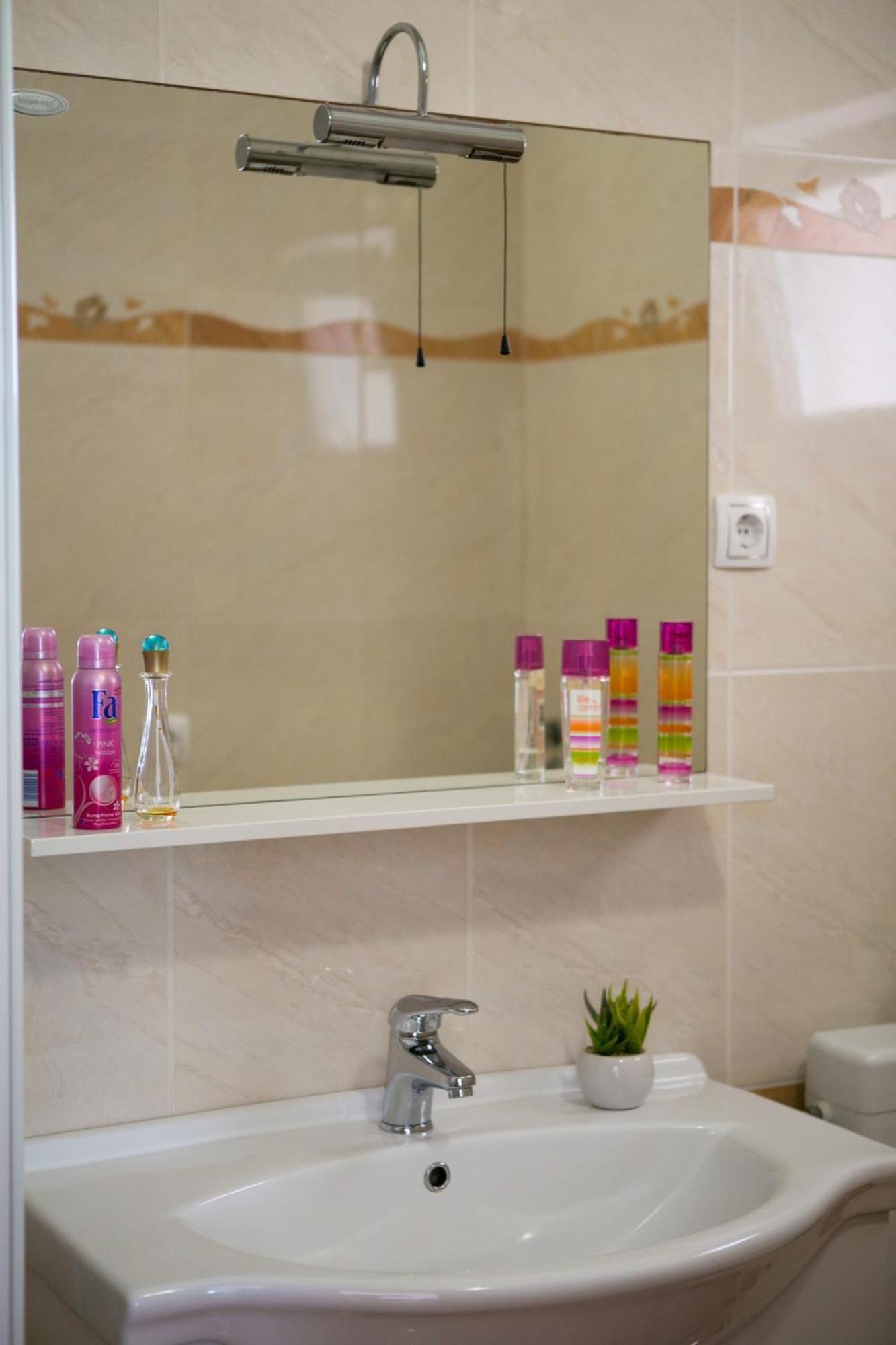 Apartments For Families With Children Novalja, Pag - 6490 Rom bilde